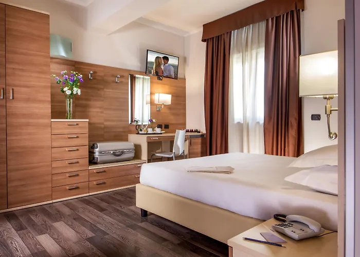 Domidea 4*
