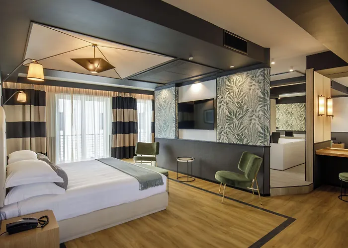 Hotel Domidea Řím