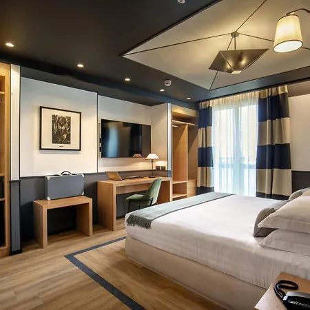 Hotel Domidea Roma