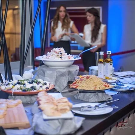 فندق دوميديا روما